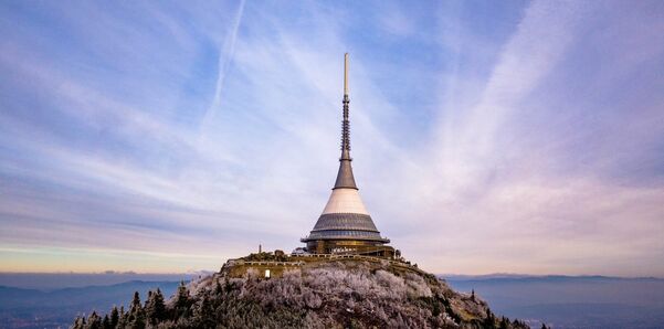 Ješted, Mácháč a zpět