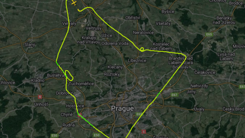 Průlet letištěm Ruzyně a Prahou