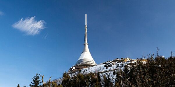 Na sever k Ještědu